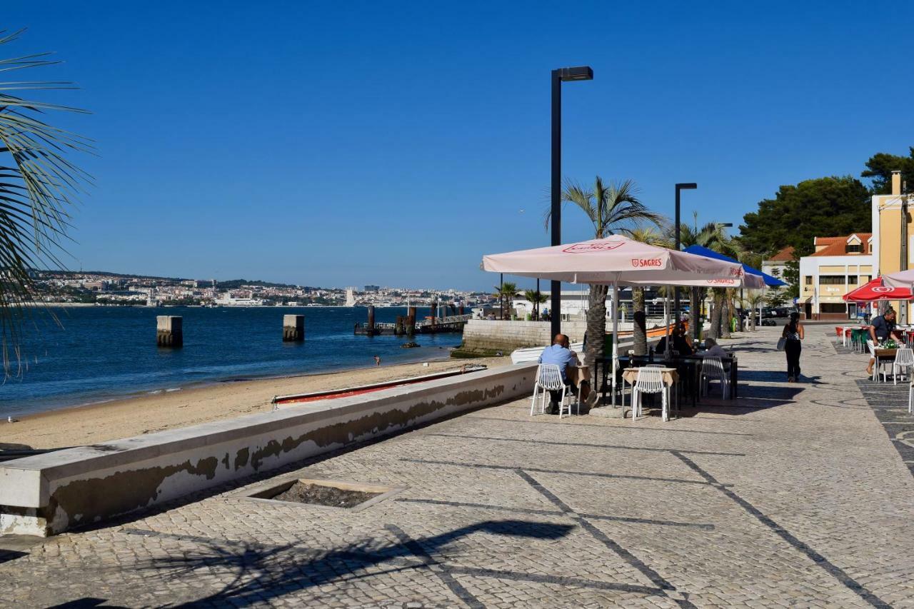 Vila Fisherman'S House - A Boat Ride From Lisbon Trafaria Exteriér fotografie